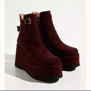 Free People Shoes Free People Sabrina Platform boots in purple/red size 8